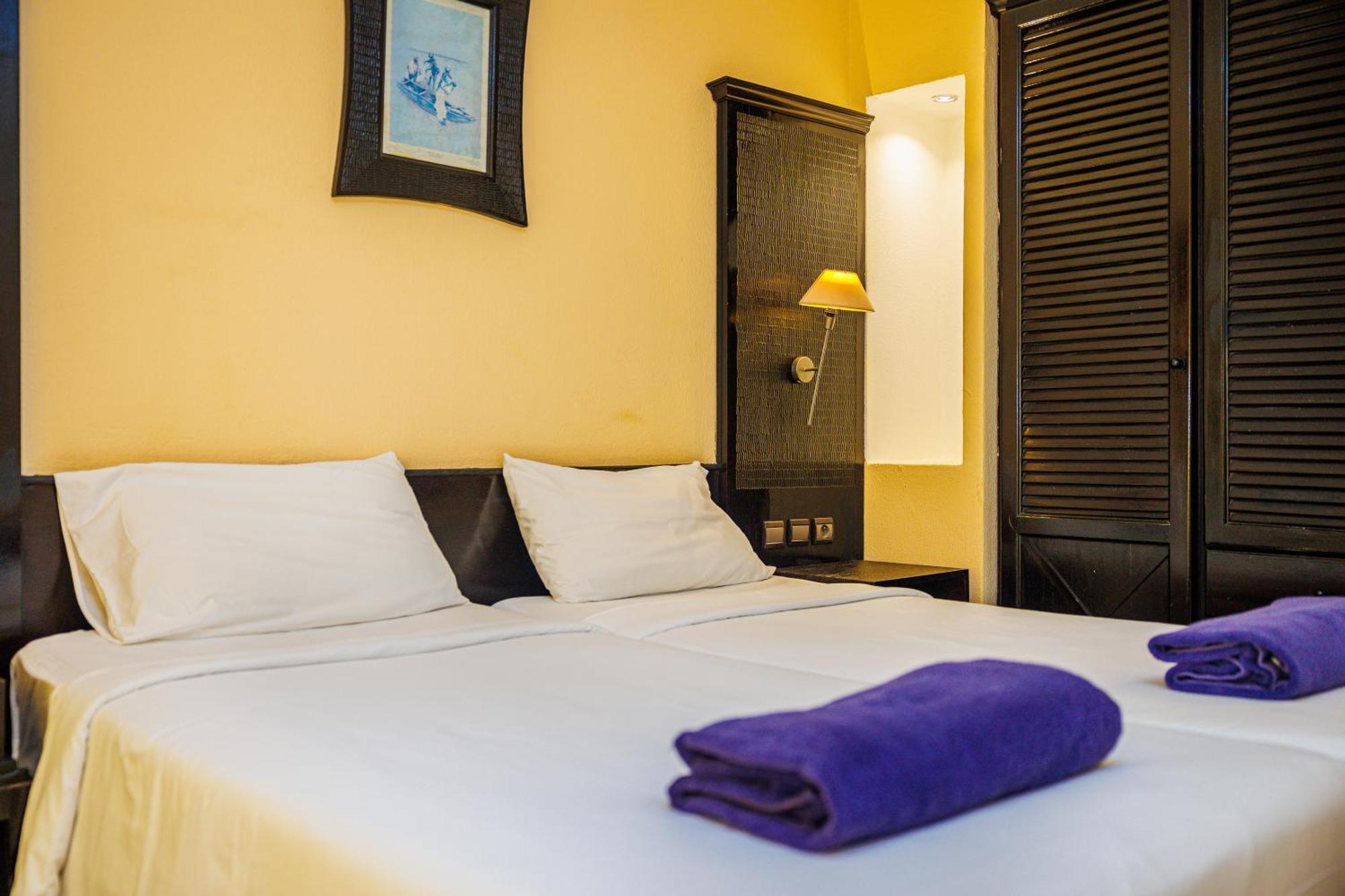 Senegambia Beach Hotel Кололи Экстерьер фото